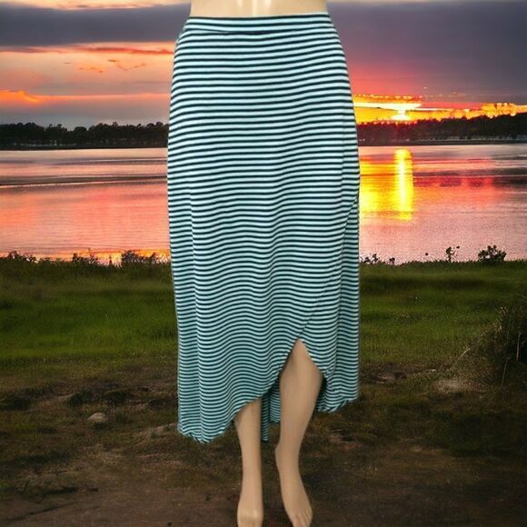 Striped Flowy Midi Skirt GAP Lrg Asymmetric Hem Pockets Beach Coastal Grandma. - Picture 1 of 16